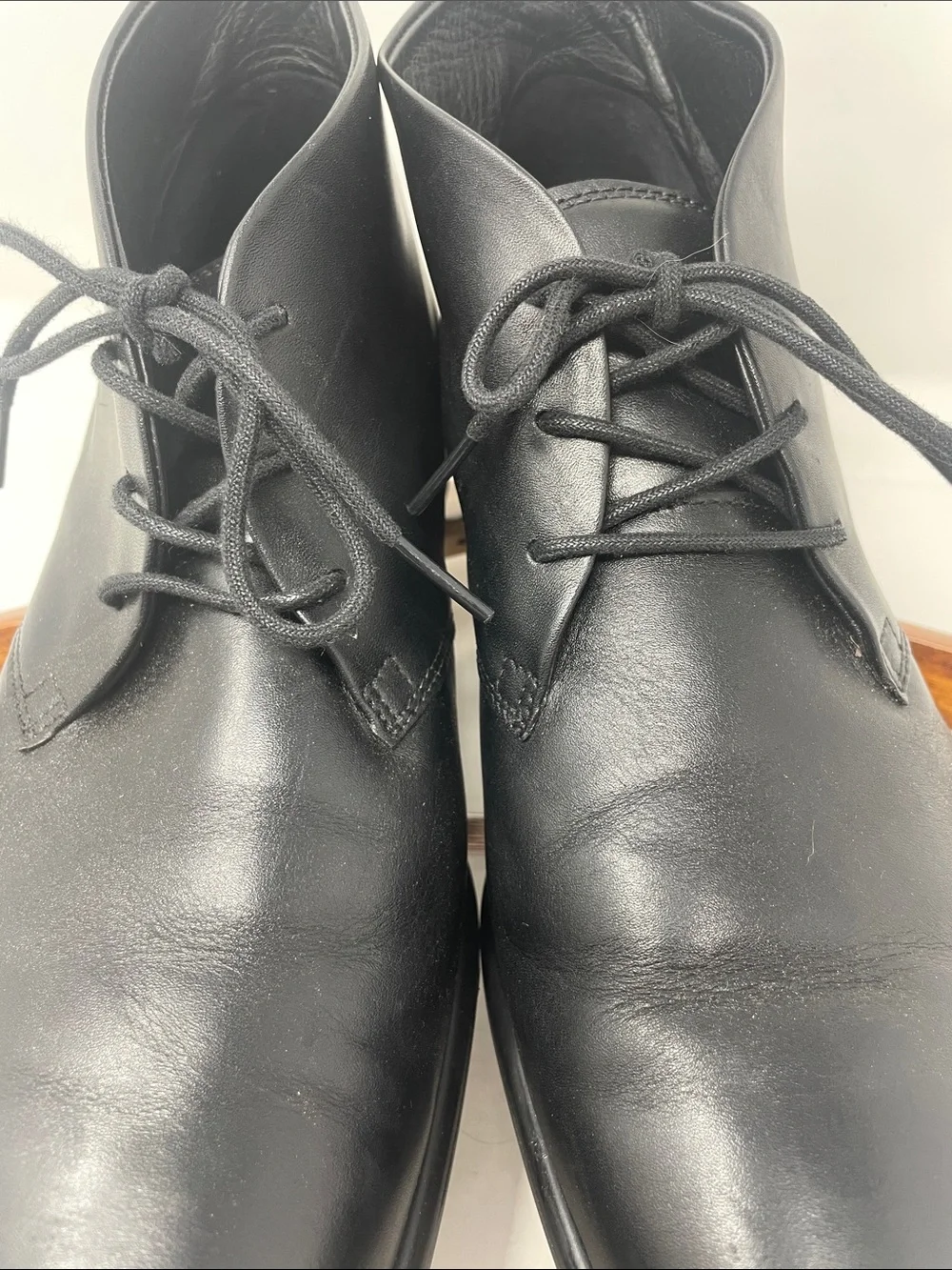 Ecco Black Leather Lace-Up Chukka Boots Size 11 Excellent Condition